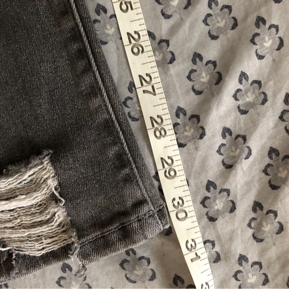 Kancan Grey Destructed Button Fly Straight Jeans Sz 9/28 - Picture 3 of 4